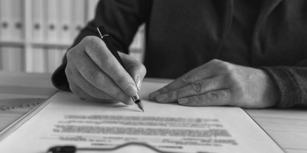 Derecho Mercantil / Abogados Mercantilistas Alberuela de Tubo · Asesoramiento Contratación y Reclamación de Pólizas de Seguro Comercial